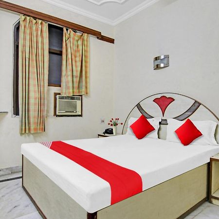 Hotel O Rak International New Delhi Exteriör bild